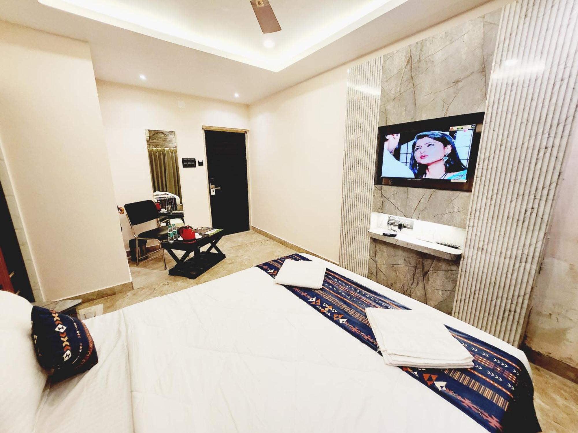 The Greenstar Inn Premium Бхубанешвар Екстериор снимка