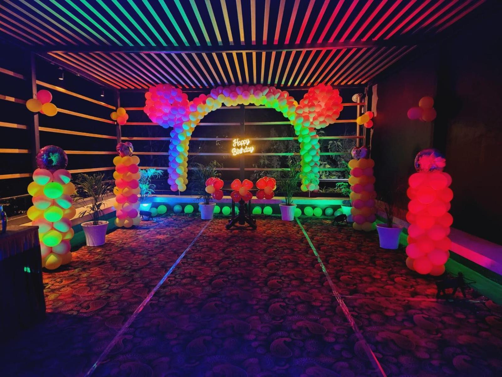 The Greenstar Inn Premium Бхубанешвар Екстериор снимка
