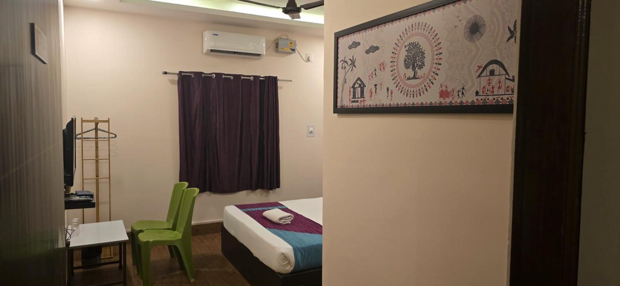 The Greenstar Inn Premium Бхубанешвар Екстериор снимка